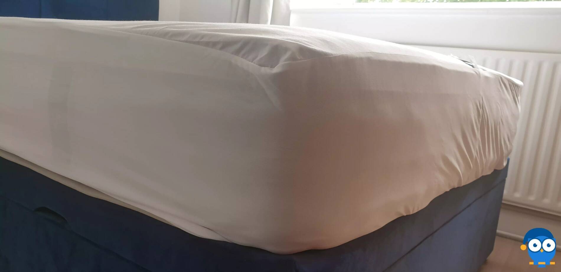 DreamCloud mattress protector corner